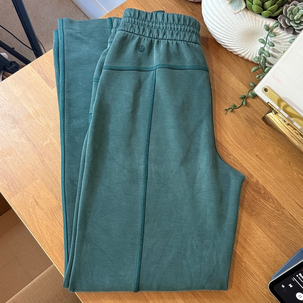 Lululemon Softstreme pants 32” in Storm Teal size 6